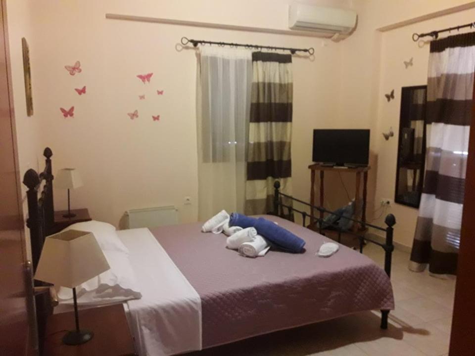 Kelly'S Villa In Stoupa Neokhorion (Messenia) Exterior foto